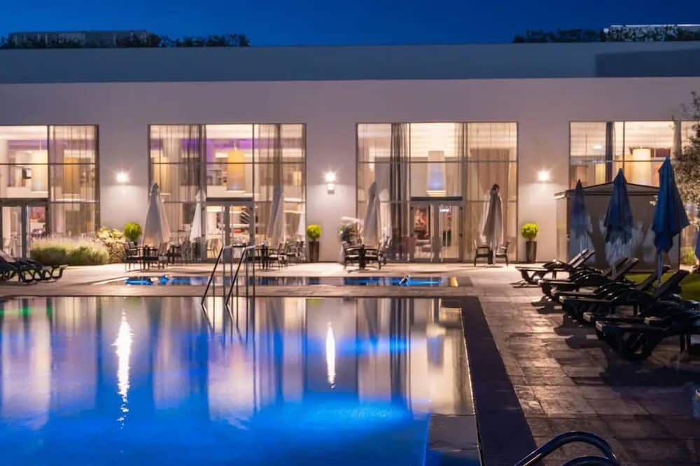 فيلا جيل إفورا هوتل