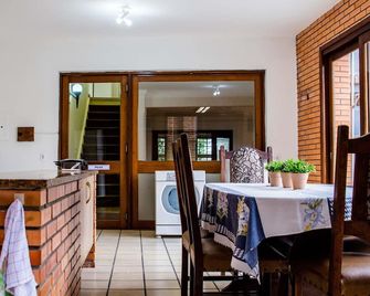Piano B&B + Coworking - Porto Alegre