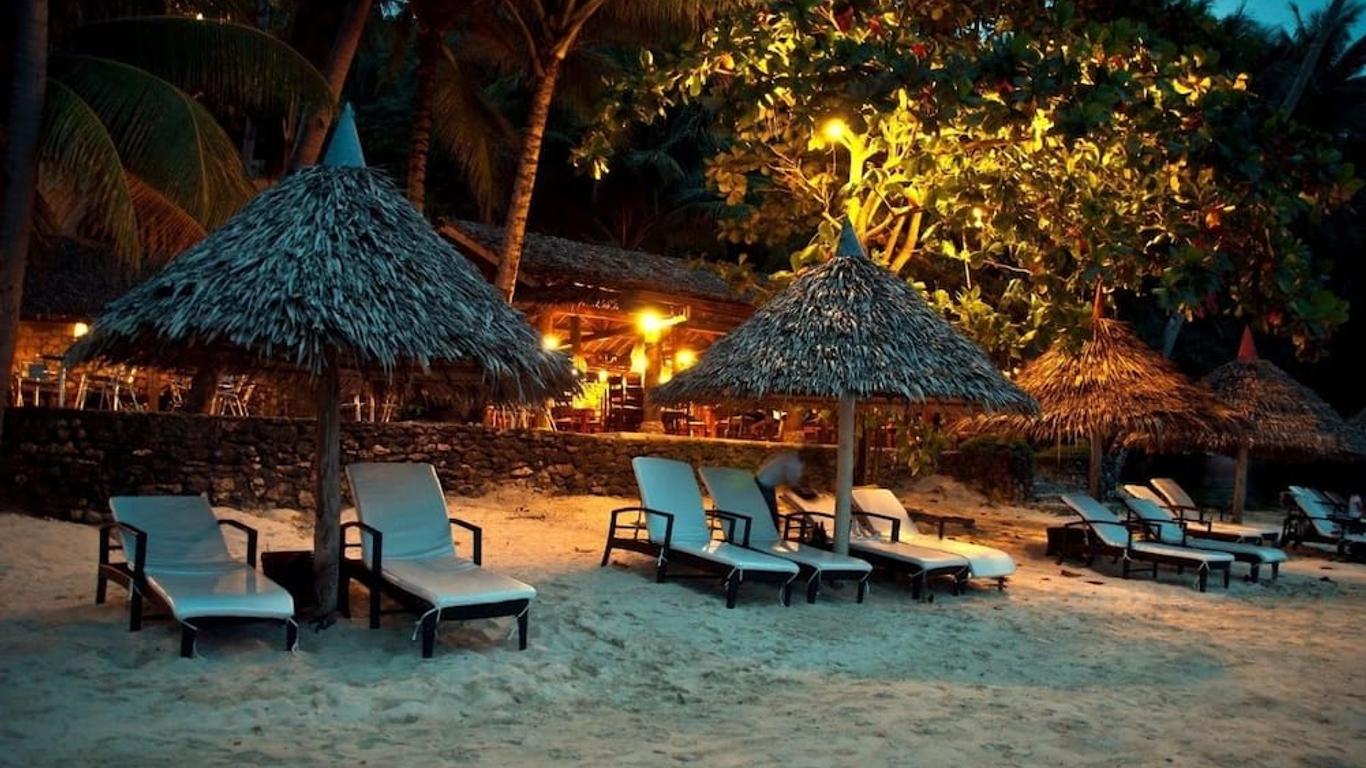 Easy Diving and Beach Resort