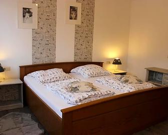 Gasthof Walhalja - Schmallenberg - Bedroom