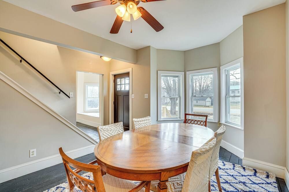 Altmar Home with Fire Pit Less Than 1 Mi to Salmon River! - Pulaski - Eetruimte