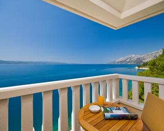 Hotel Sunceva Postelja Brela - ברלה - מרפסת