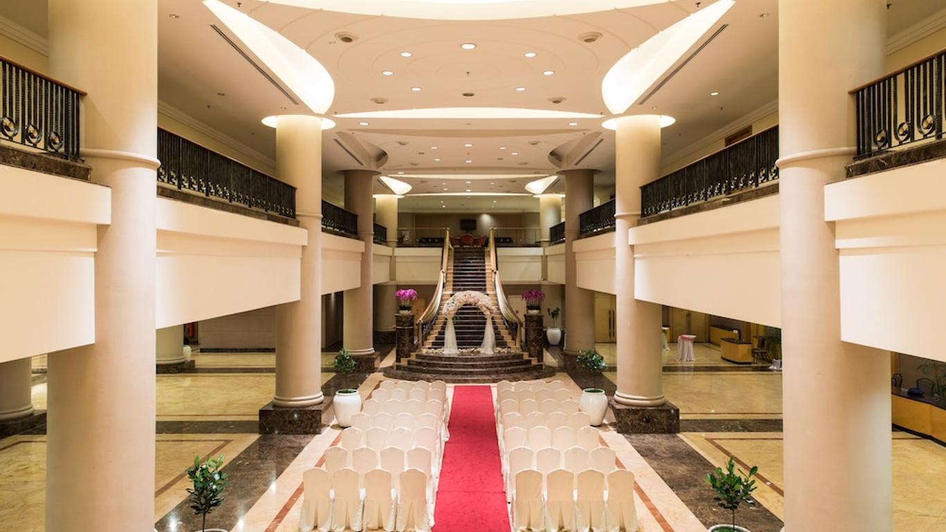 رويالي تشولان سريمبان