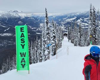 Fernie Escape - Mountain Home on the Ski Hill - Fernie - Tesis olanığı