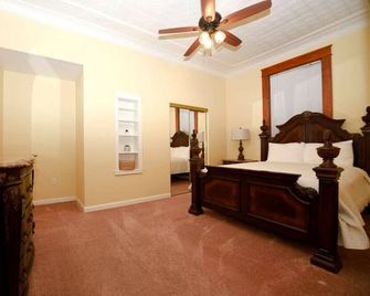 Waco Apartment - Eastland