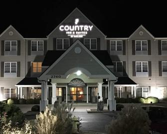 Country Inn & Suites by Radisson, Salina, KS - Salina - Κτίριο