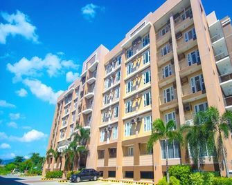 Stradella Hotel - Taytay - Building