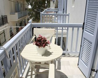 Sanoudos - Naxos - Balkon