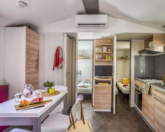 Camping Le Bois Fleuri - Argelès-sur-Mer - Kuchyň