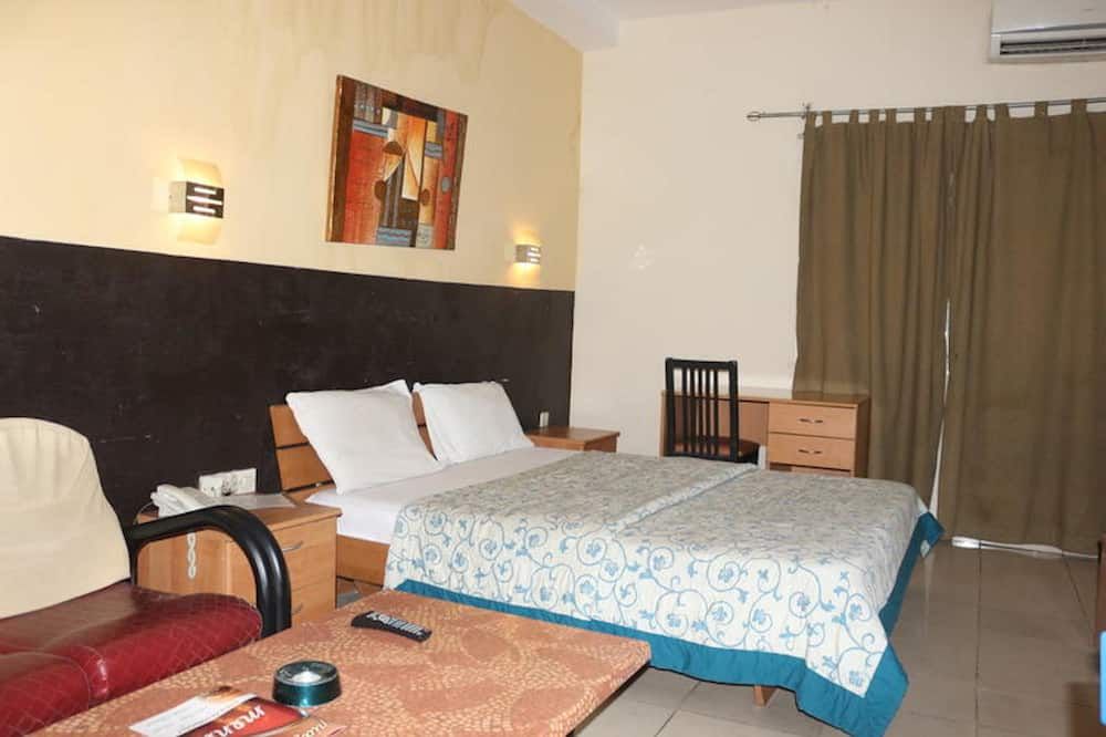 Royal Residence Guest House - Port Harcourt - Bedroom