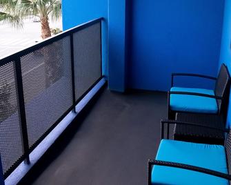 Smart & Luxurious Mins To Disney Queen Beds - Anaheim - Balcony