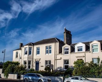 The Arrandale Hotel - Ayr - Building