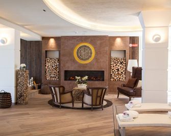 Hotel Miramonti - Bagno Di Romagna - Lounge