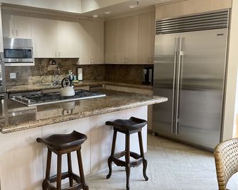 Beautiful Condo on the Beach in Carpinteria - Carpinteria - Keuken