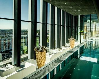 Historic Leiden Room with Indoor Swimming Pool Near Cultural Sites - Leiden
