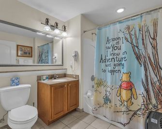 Luxury Condo with Huge Private Balcony on Lake Bryan - Orlando