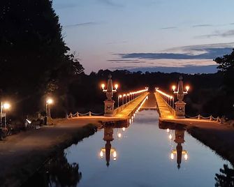 Gîte les 2 cygnes à Briare dans le Loiret - Бріар - Вигляд зовні