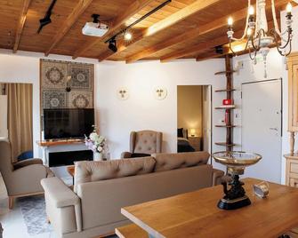 Kozani Central Nest - Homely Vibes - Kozáni - Living room