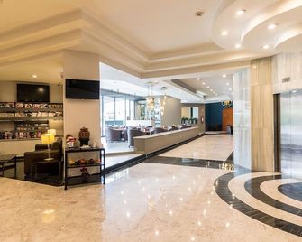 Mision Toreo Centro De Convenciones - Naucalpan de Juárez - Lobby