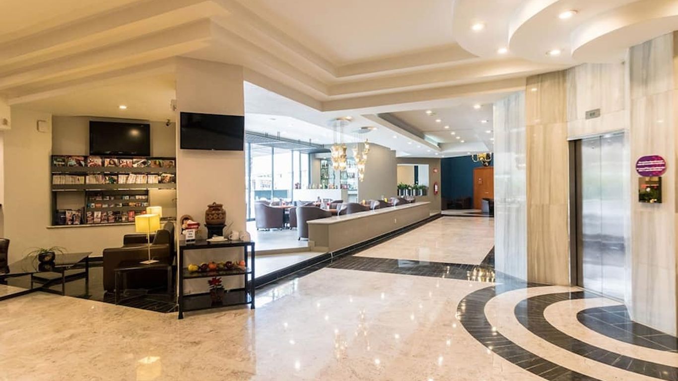 Mision Toreo Centro De Convenciones