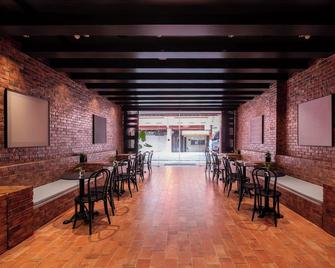 Rest Collection Redhouse Melaka - Malakka - Restaurace