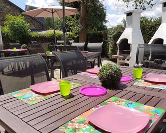 Cozy Holiday Home in Francorchamps Belgium with Terrace - Francorchamps - Binnenhof