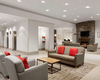 Lakeview Signature, Trademark Collection by Wyndham - Winnipeg - Lounge