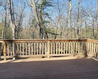 Reset and Relax in Luxury Cottage - Rhinebeck - Balcón