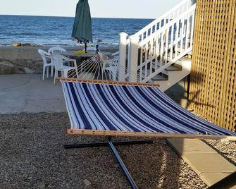 Direct Ocean Front Home; Recently renovated, top to bottom! - Marshfield - Patio