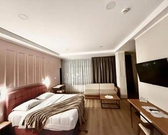 Hotel Republika Berat - Berat - Ložnice