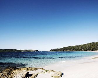 Paperbark Camp - Huskisson - Beach