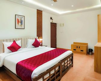 Aroma Hills Resort Munnar - Devikolam
