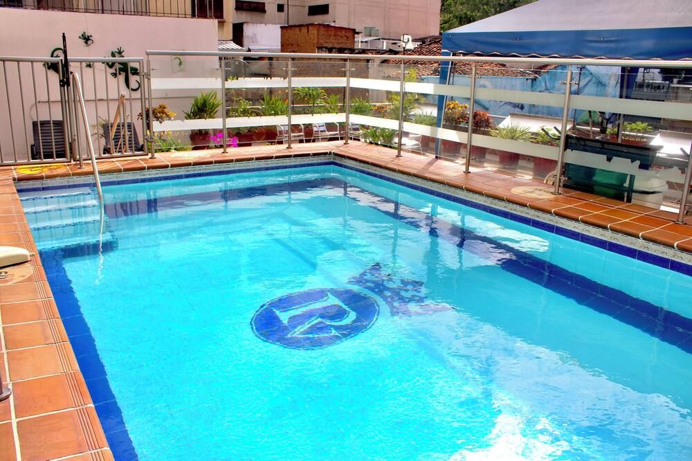 Hotel Plaza Versalles - קאלי - בריכה