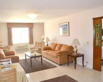 Las Vegas Hotel & Casino - Corozal - Sala de estar