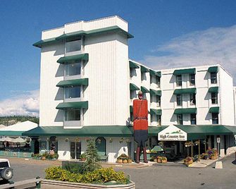 Coast High Country Inn - Whitehorse - Edifício