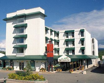 Coast High Country Inn - Whitehorse - Edificio