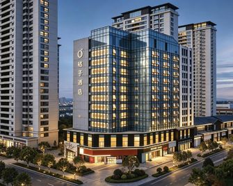 Orange Hotel Kunming Sunac Dianchi Houhai - 쿤밍 - 건물