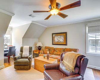 Upscale Home at Lake Oconee - Family Friendly! - Greensboro - Sala de estar