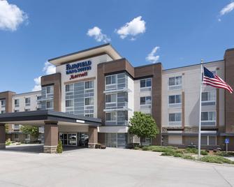 Fairfield Inn and Suites by Marriott Omaha Downtown - Omaha - Byggnad
