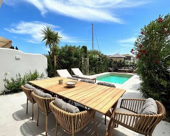 Maison avec piscine et amarrage - Grimaud - Pool