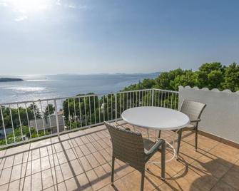 Apartments Jere Stipe (15482-A1) - Primosten - Primosten - Balkon