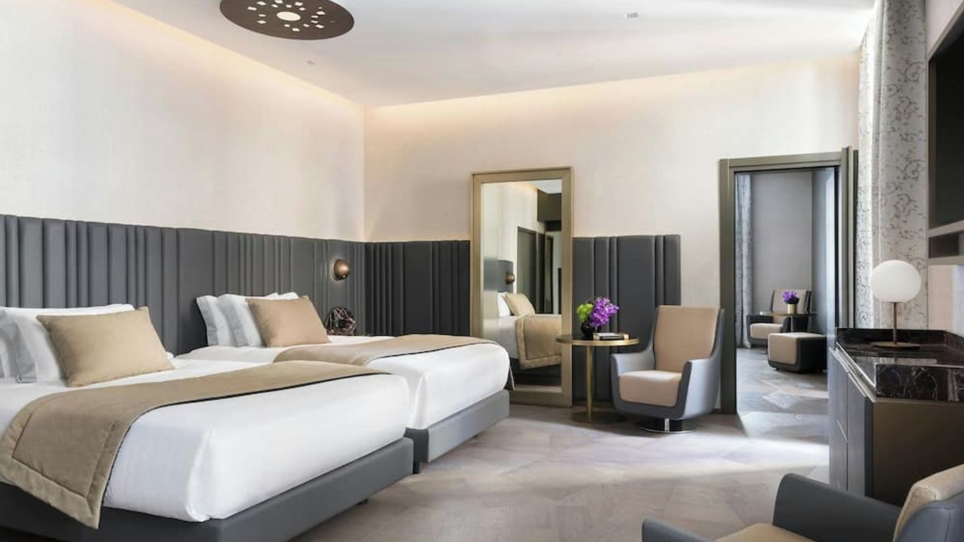 The Pantheon Iconic Rome Hotel, Autograph Collection