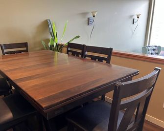 The Gem of the Shuswap (Scotch Creek) - Scotch Creek - Dining room