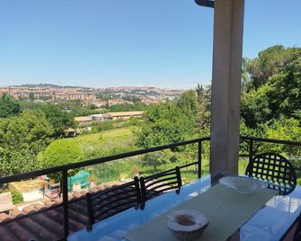 B&B Signora Minù - Perugia - Balcón