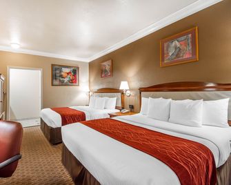 كومفورت إن آند سويتس سان فرانسيسكو - سوث سان فرانسسكو - غرفة نوم