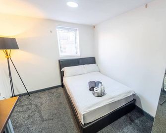 Homely Studio next to City Centre - Birmingham - Bedroom