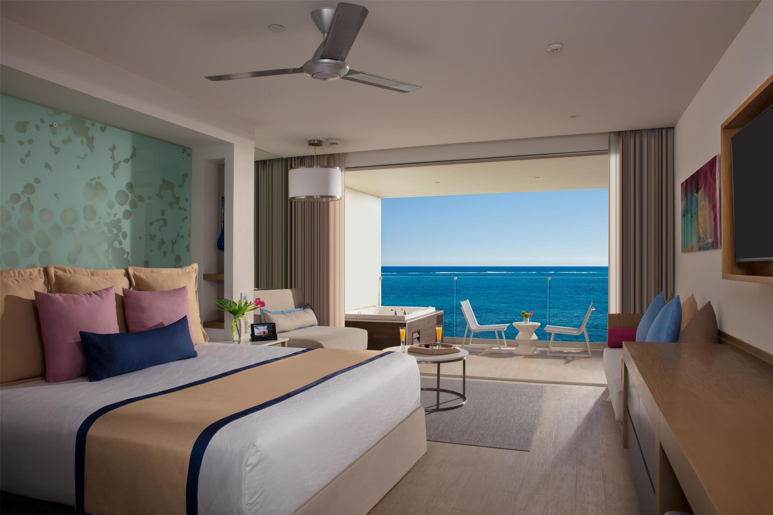 Secrets Riviera Cancun Resort And Spa - Puerto Morelos - Bedroom