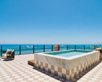 LIV Mackenzie Beach Suites Larnaca Adults Only - Larnaca - Pool