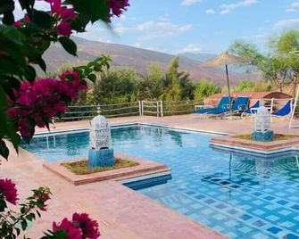 Les Jardins Yasmina Bin el-Ouidane - Bine el Ouidane - Piscina