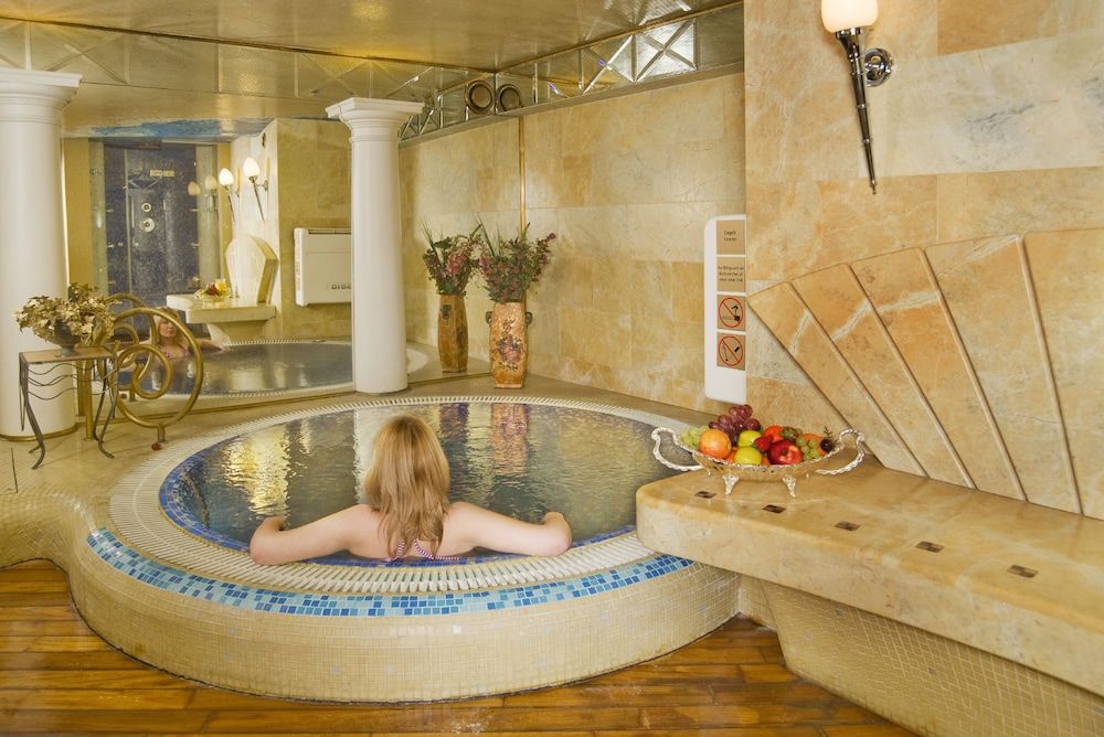 Imperial Hotel & Restaurant